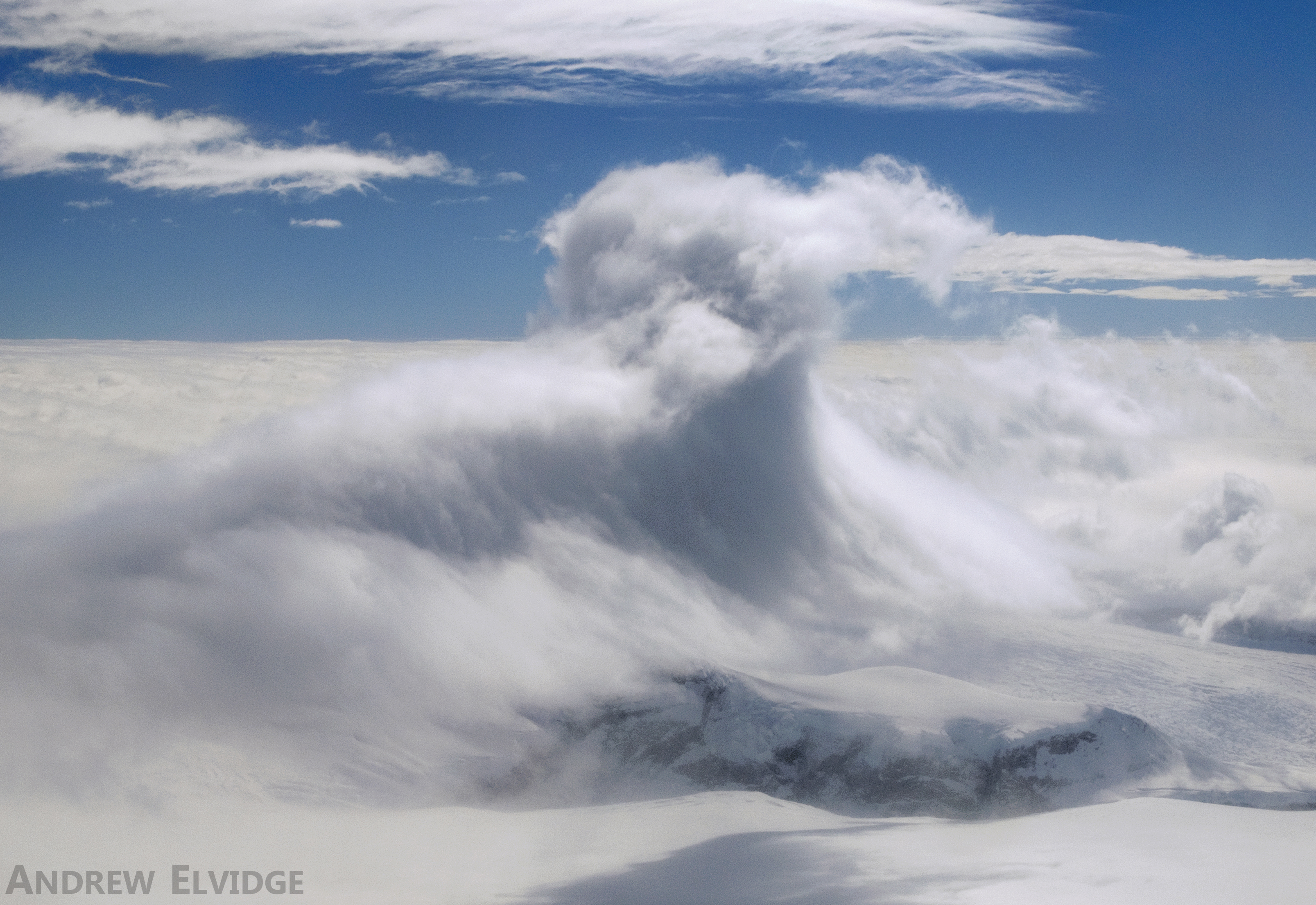 cloud that forms downstream of the mountain wave